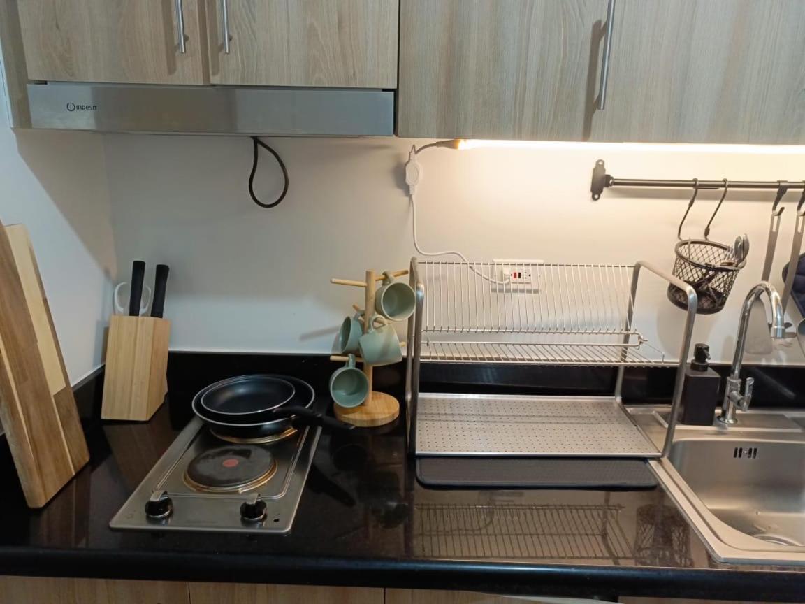 Shore 2 Residences High Speed Internet Walking Distance To Moa And Ikea Manila Ngoại thất bức ảnh