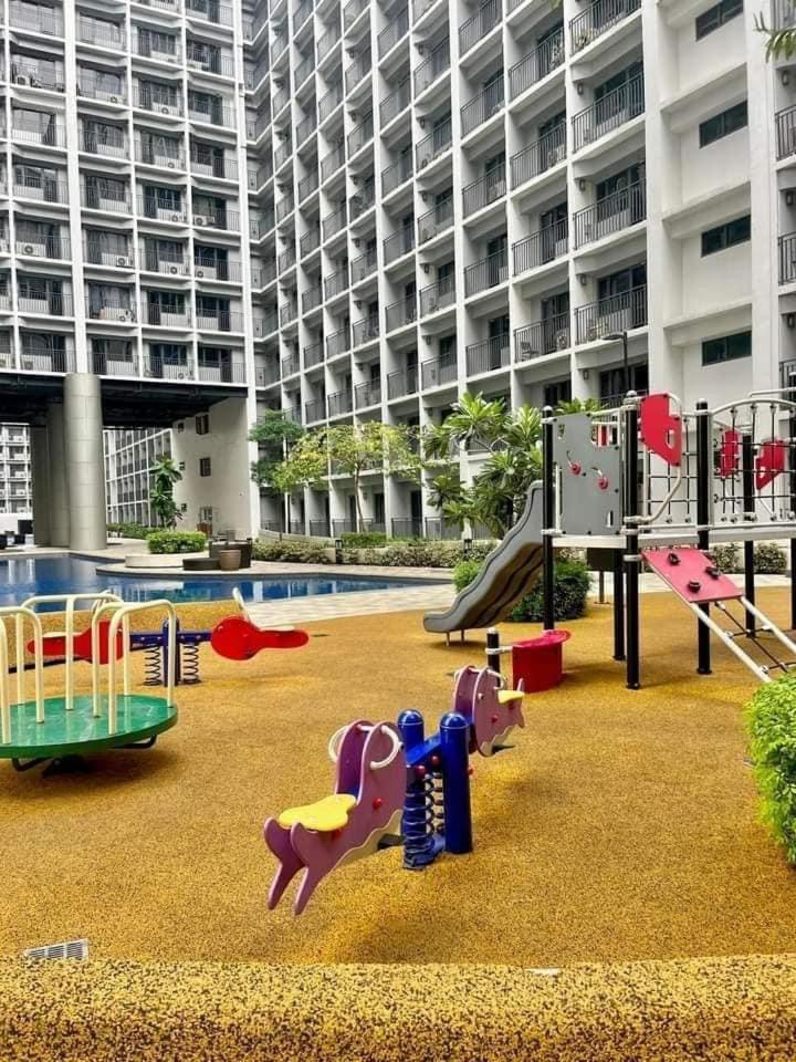 Shore 2 Residences High Speed Internet Walking Distance To Moa And Ikea Manila Ngoại thất bức ảnh